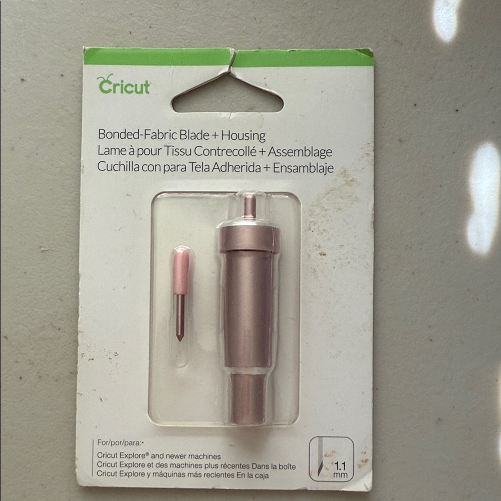 Cricut Fabric Blade with Pink and Silver Housing